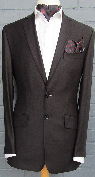 2 Button 50% Linen 50% Cotton Suit - Black - 2 side slanted flapped pockets with a centre vent
